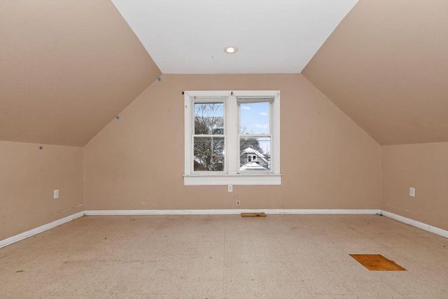 4624 N 29th STREET, Milwaukee, WI 53209