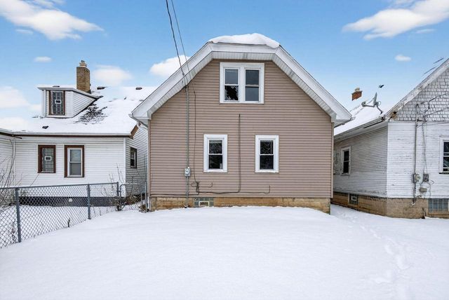 4624 N 29th STREET, Milwaukee, WI 53209