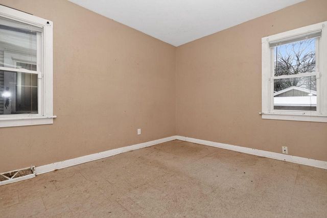 4624 N 29th STREET, Milwaukee, WI 53209