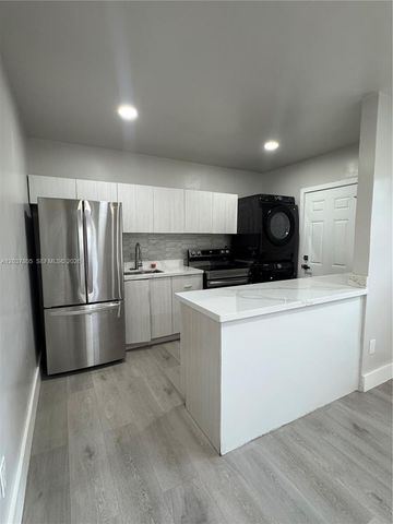 3000 NW 91st St 3001, Miami, FL 33147
