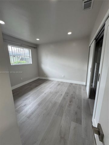 3000 NW 91st St 3001, Miami, FL 33147