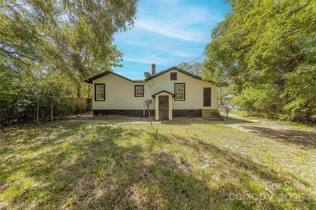 8 Bolt Drive, Shelby, NC 28150