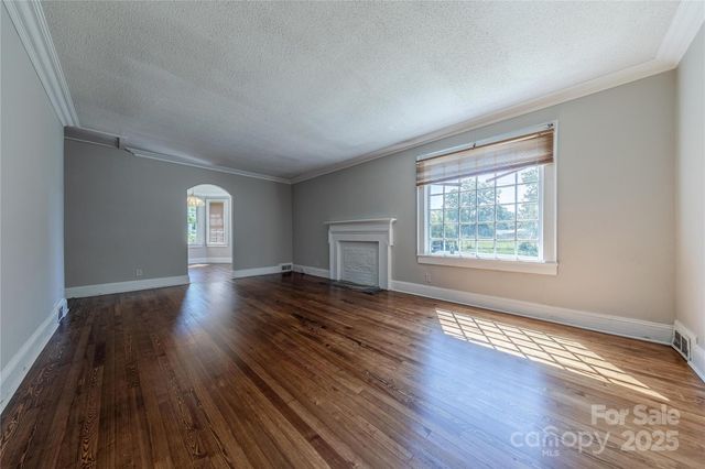 8 Bolt Drive, Shelby, NC 28150