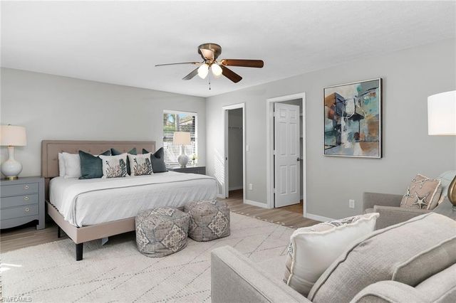 186 Wickliffe DR, Naples, FL 34110