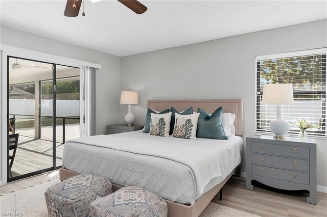 186 Wickliffe DR, Naples, FL 34110