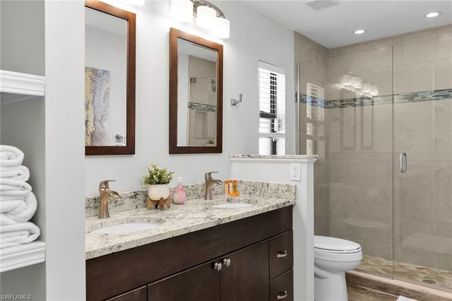 186 Wickliffe DR, Naples, FL 34110