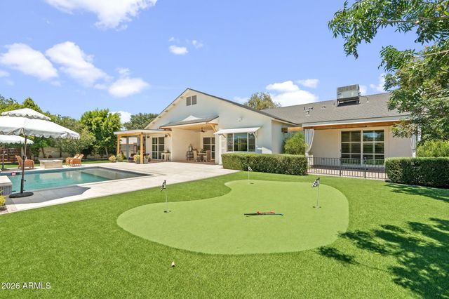 1811 E CLAREMONT Street, Phoenix, AZ 85016