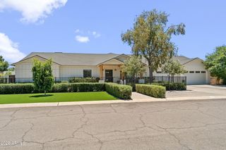 1811 E CLAREMONT Street, Phoenix, AZ 85016