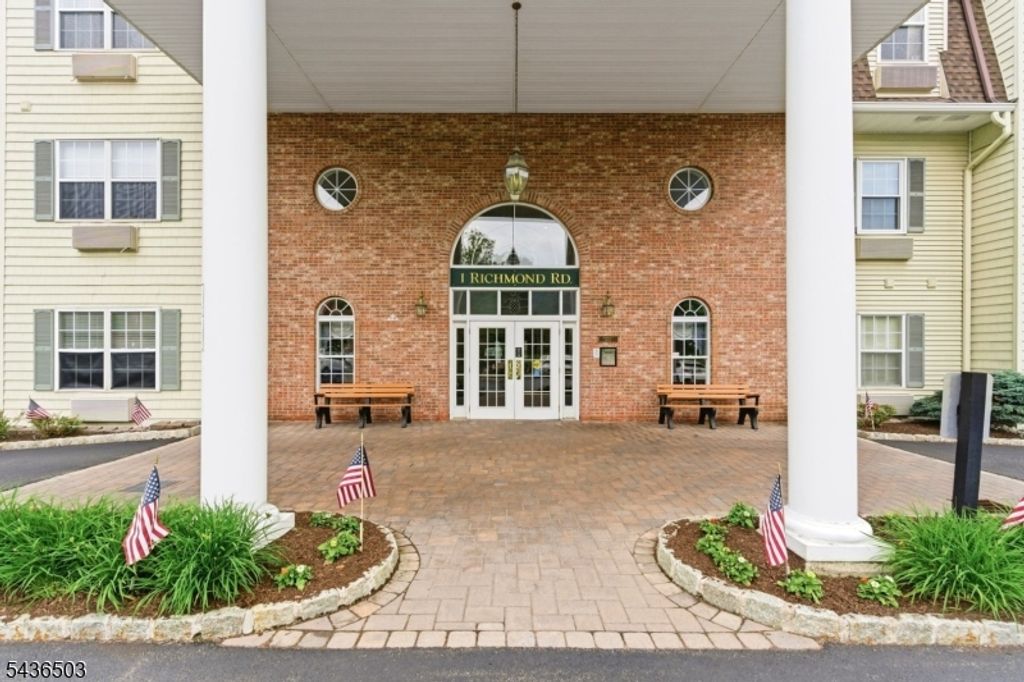 1208 Richmond Rd 208, West Milford Twp., NJ 07480 — photo 2