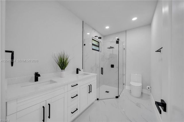 1405 Palmetto Avenue, Lehigh Acres, FL 33972