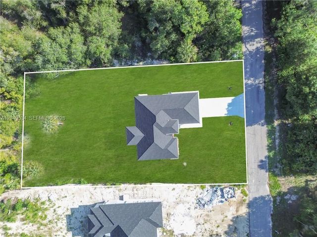1405 Palmetto Avenue, Lehigh Acres, FL 33972