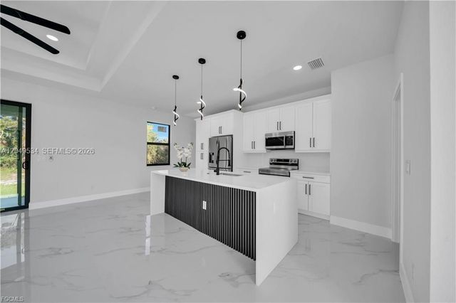 1405 Palmetto Avenue, Lehigh Acres, FL 33972