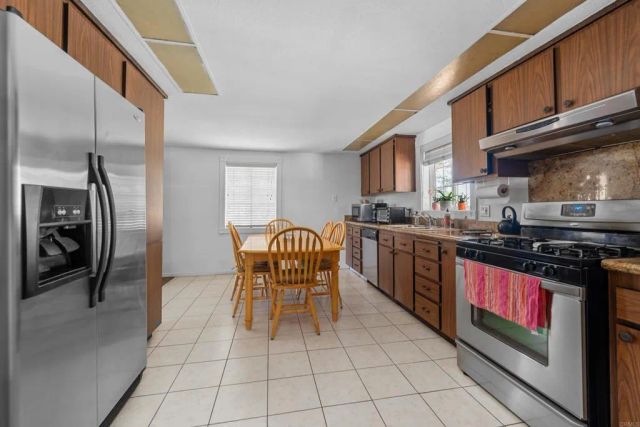 25450 Hayes Ave, Murrieta, CA 92562