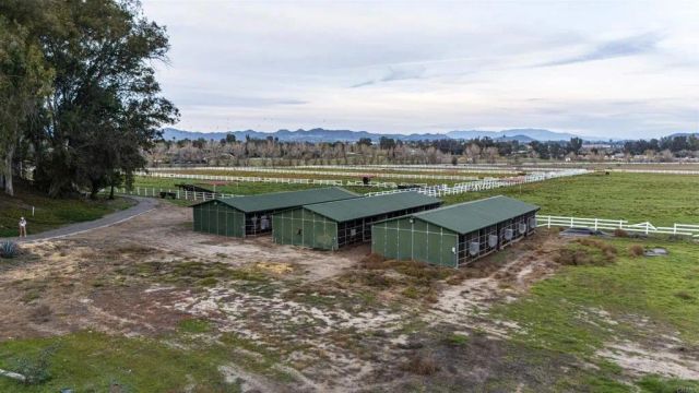 25450 Hayes Ave, Murrieta, CA 92562