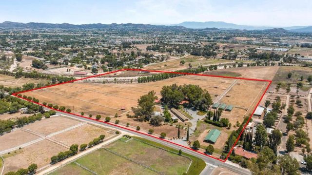 25450 Hayes Ave, Murrieta, CA 92562