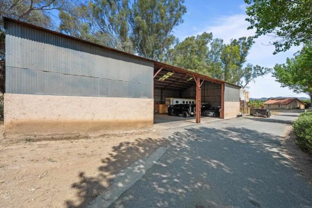 25450 Hayes Ave, Murrieta, CA 92562