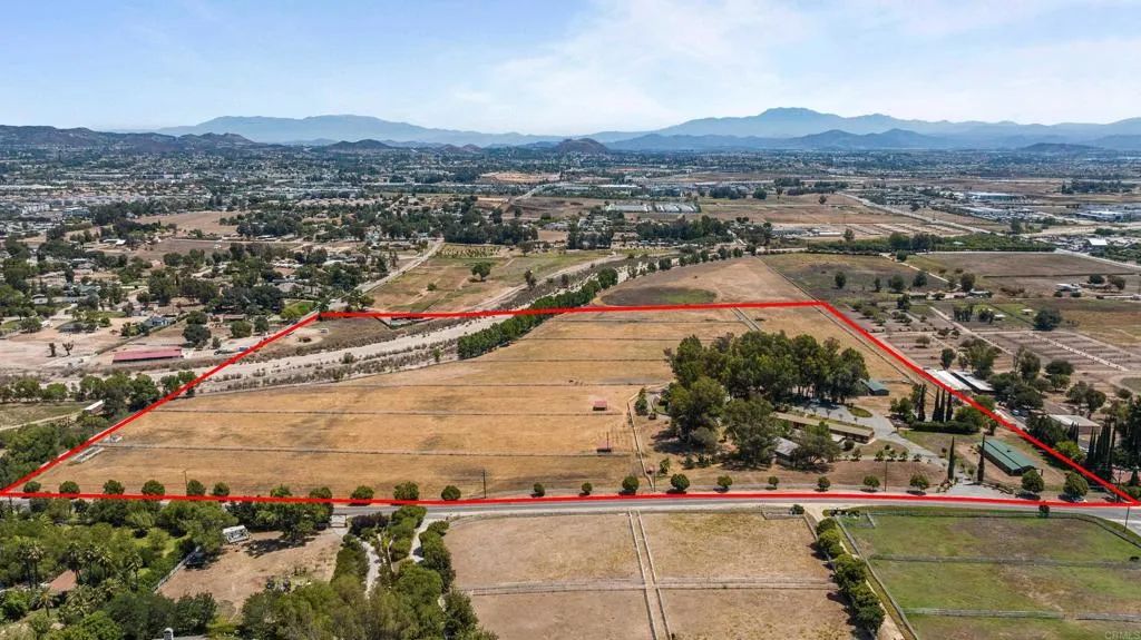 25450 Hayes Ave, Murrieta, CA 92562