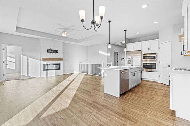 997 Thomas Circle, Tiffin, IA 52340