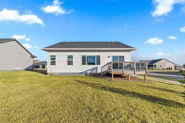 997 Thomas Circle, Tiffin, IA 52340