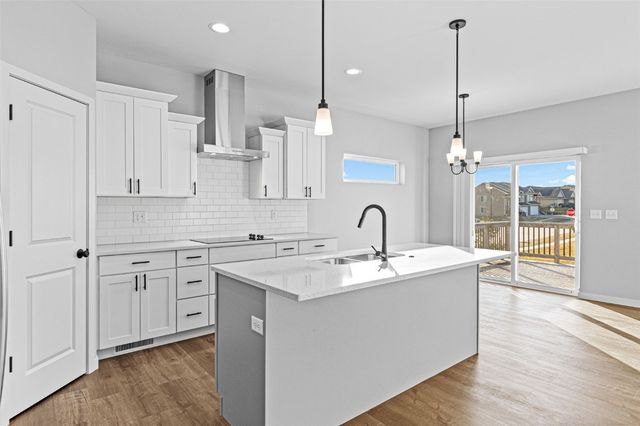 997 Thomas Circle, Tiffin, IA 52340