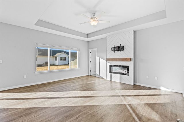 997 Thomas Circle, Tiffin, IA 52340