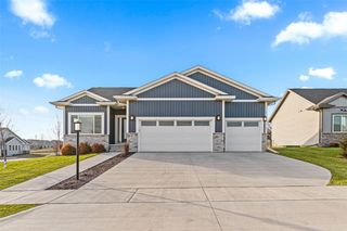 997 Thomas Circle, Tiffin, IA 52340