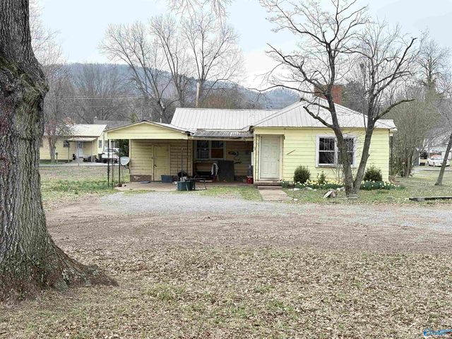 310 Hodges Street, Scottsboro, AL 35768