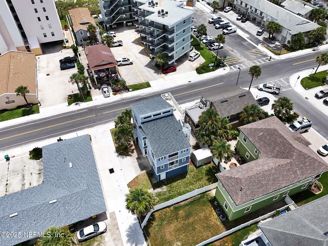 724 1ST Street S, Jacksonville Beach, FL 32250