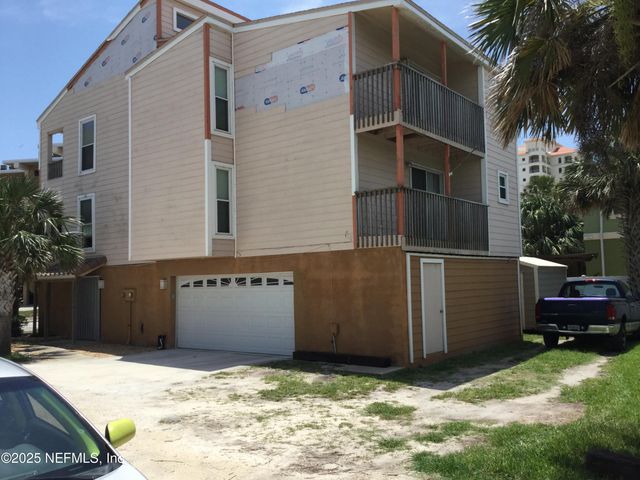 724 1ST Street S, Jacksonville Beach, FL 32250
