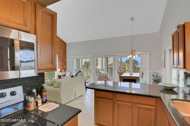 724 1ST Street S, Jacksonville Beach, FL 32250