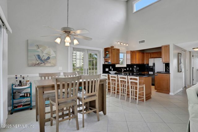 724 1ST Street S, Jacksonville Beach, FL 32250