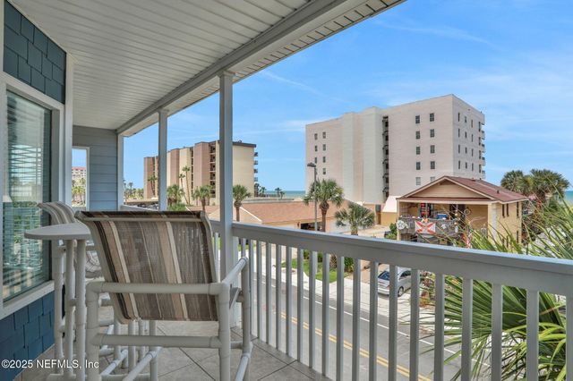 724 1ST Street S, Jacksonville Beach, FL 32250