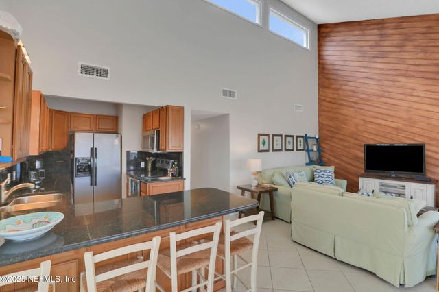 724 1ST Street S, Jacksonville Beach, FL 32250