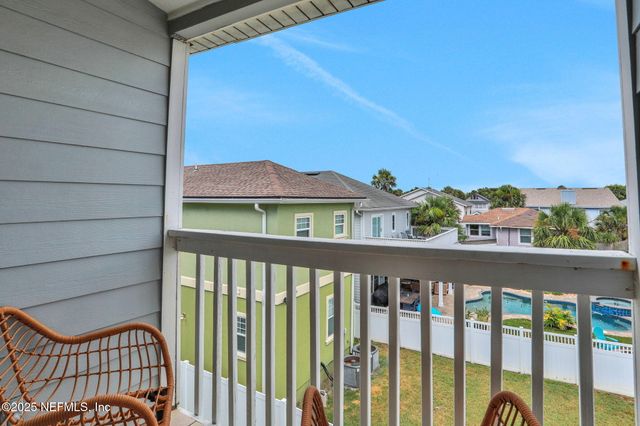 724 1ST Street S, Jacksonville Beach, FL 32250