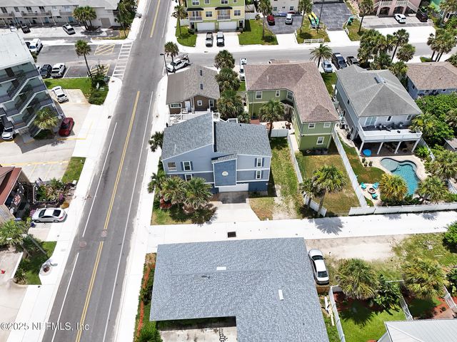 724 1ST Street S, Jacksonville Beach, FL 32250