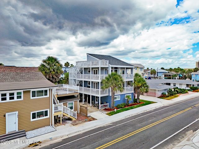724 1ST Street S, Jacksonville Beach, FL 32250
