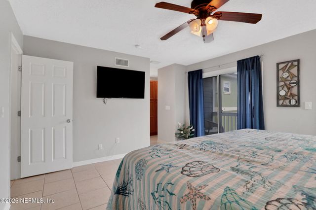 724 1ST Street S, Jacksonville Beach, FL 32250