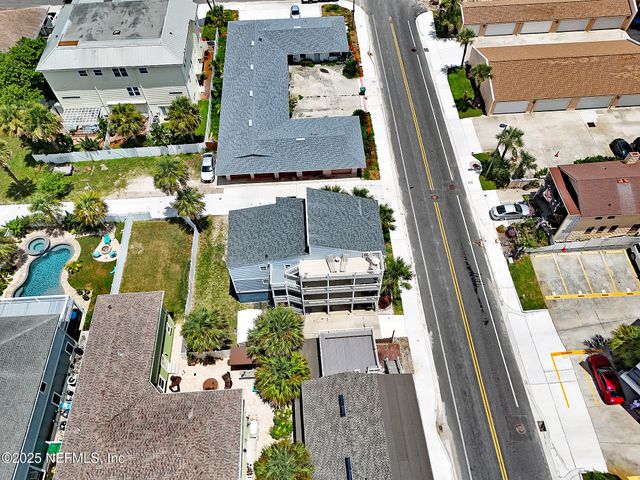 724 1ST Street S, Jacksonville Beach, FL 32250
