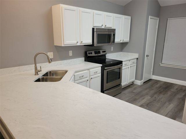 4027 Ramona Avenue, Dallas, TX 75216