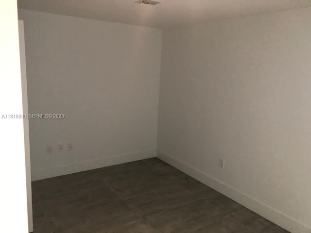 16385 Biscayne Boulevard 1005, North Miami Beach, FL 33160