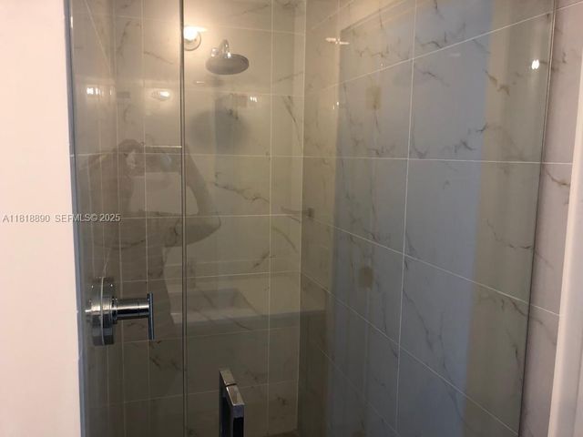 16385 Biscayne Boulevard 1005, North Miami Beach, FL 33160