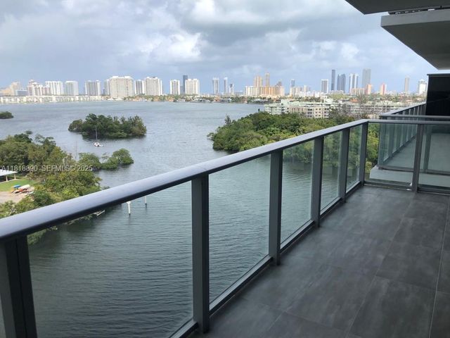 16385 Biscayne Boulevard 1005, North Miami Beach, FL 33160