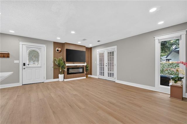3153 Shallowford Road NE, Chamblee, GA 30341