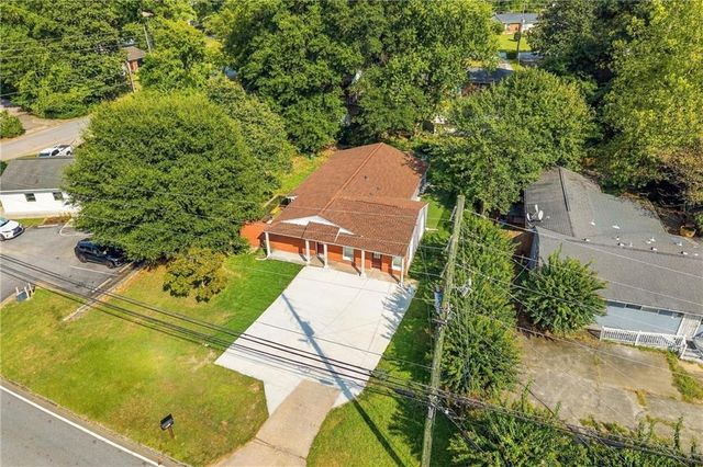 3153 Shallowford Road NE, Chamblee, GA 30341