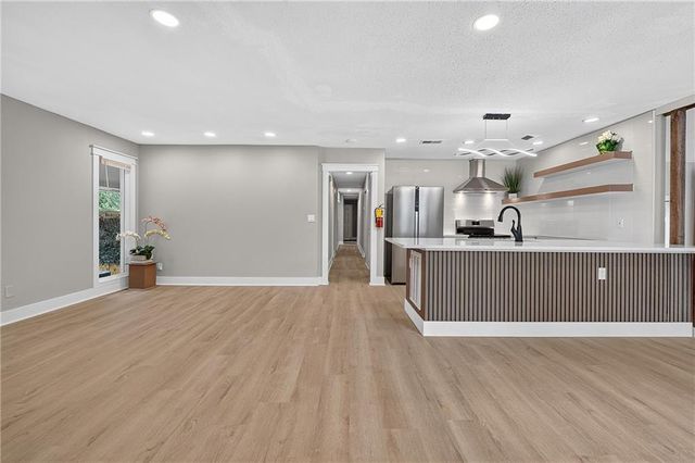 3153 Shallowford Road NE, Chamblee, GA 30341