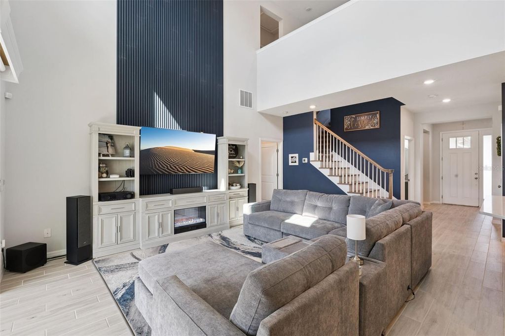 Image 5 of property listing at 2736 PLUME ROAD, Clermont, FL 34711