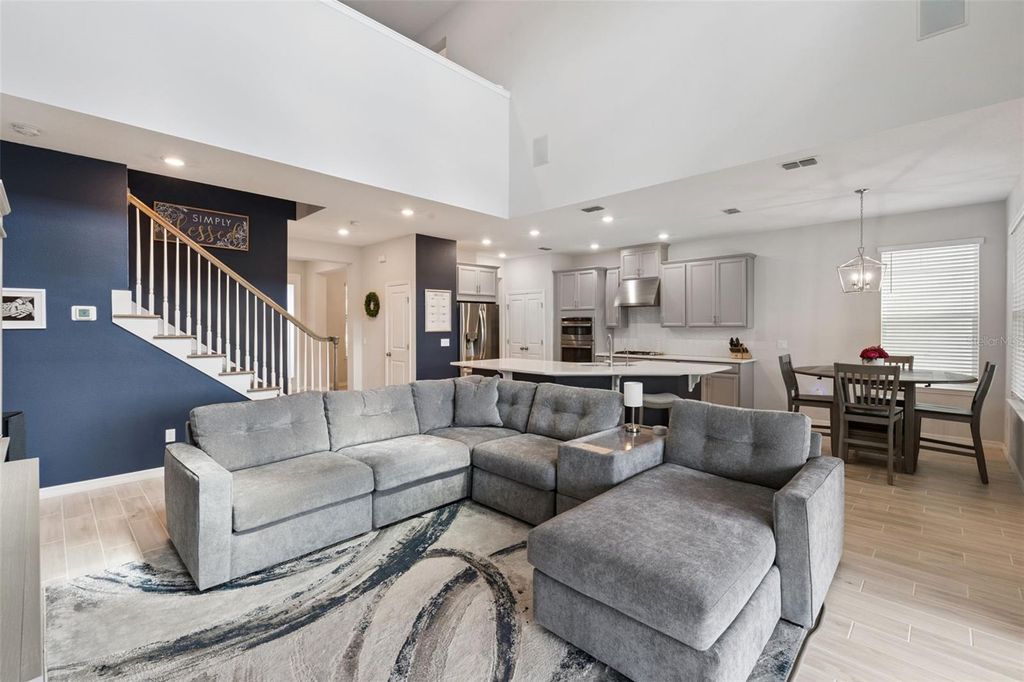 Image 7 of property listing at 2736 PLUME ROAD, Clermont, FL 34711