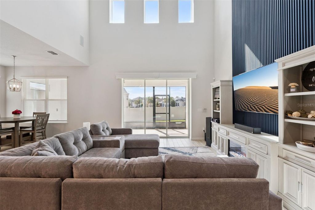 Image 8 of property listing at 2736 PLUME ROAD, Clermont, FL 34711