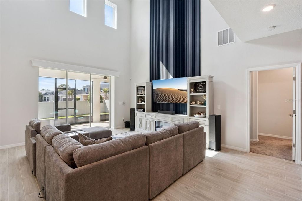 Image 10 of property listing at 2736 PLUME ROAD, Clermont, FL 34711