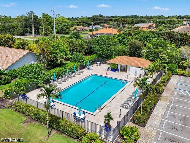 400 Fox Haven DR 4307, Naples, FL 34104